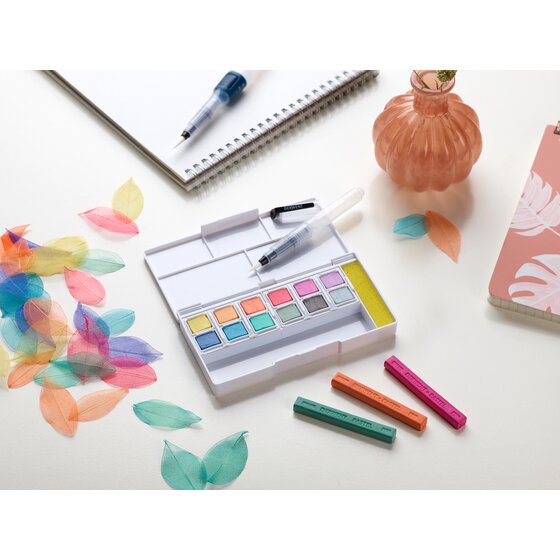 Derwent Pastel Shades Paint Set - 12 Colours